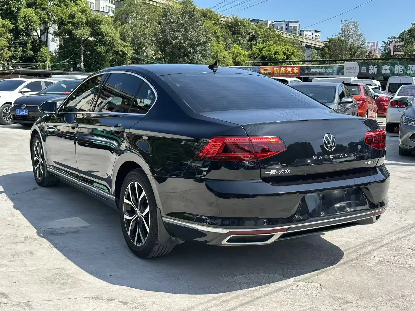 Volkswagen Magotan