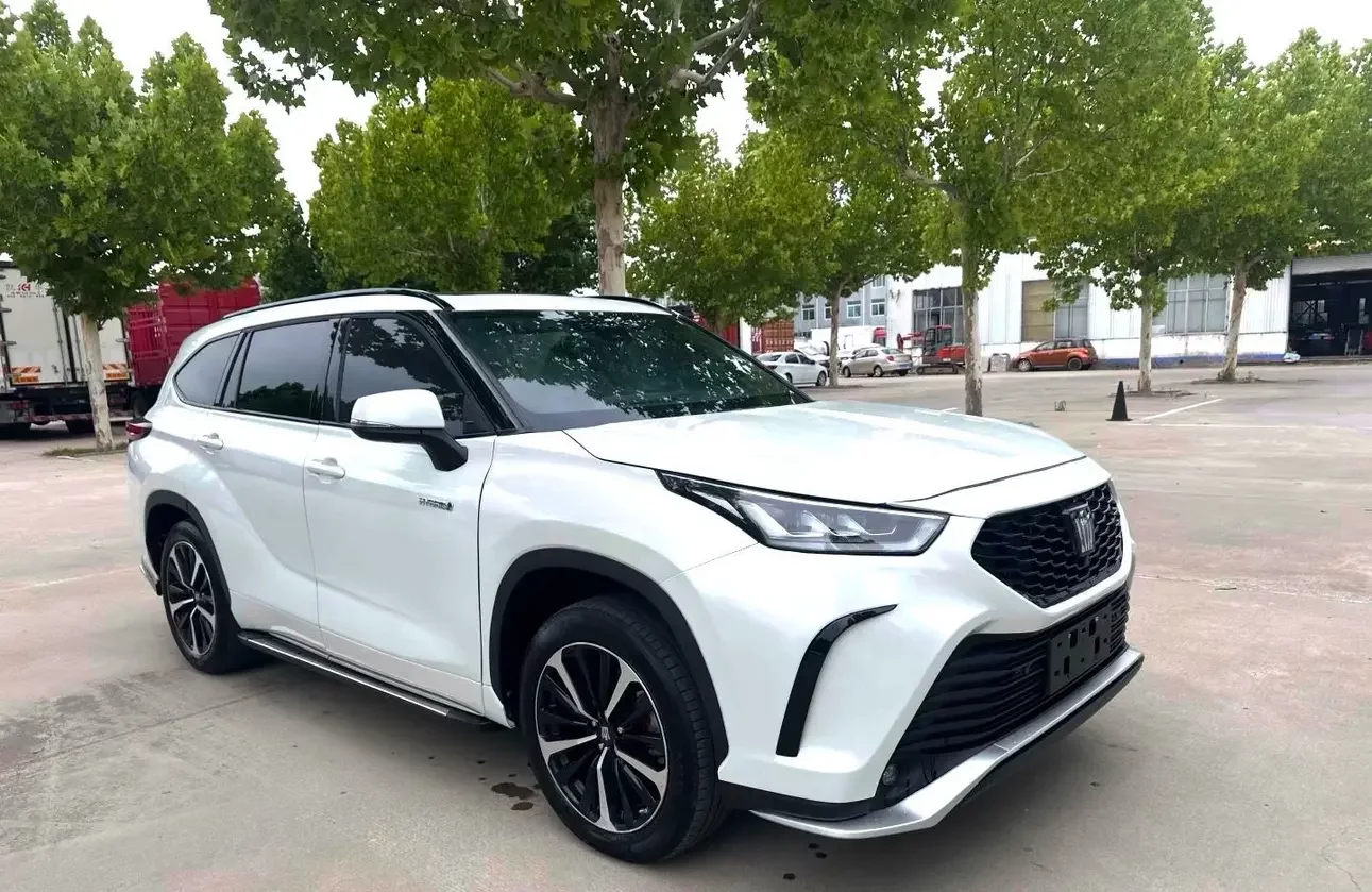 Toyota Crown Kluger