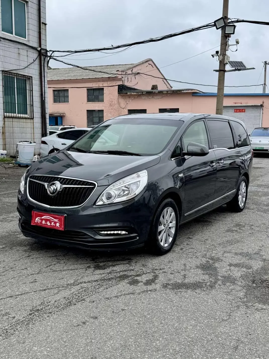 Buick GL8  из Китая