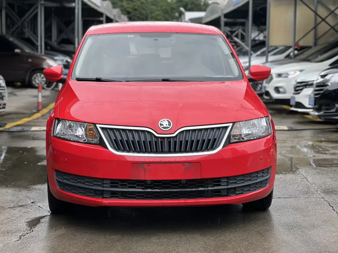 Skoda Xin Dong  из Китая