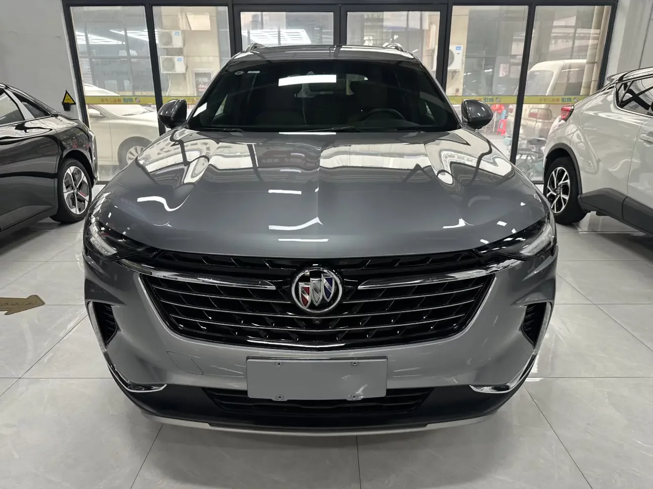 Buick Envision  из Китая