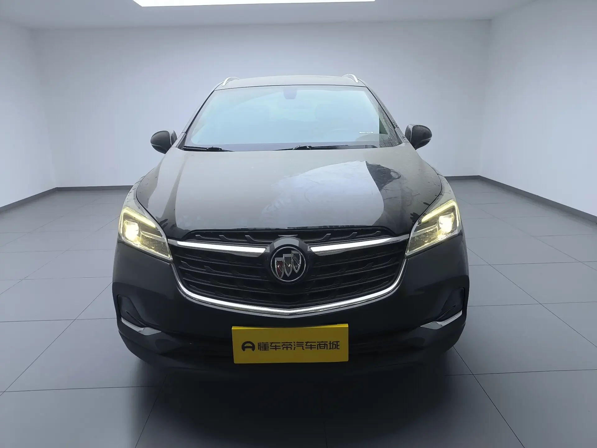 Buick Envision  из Китая