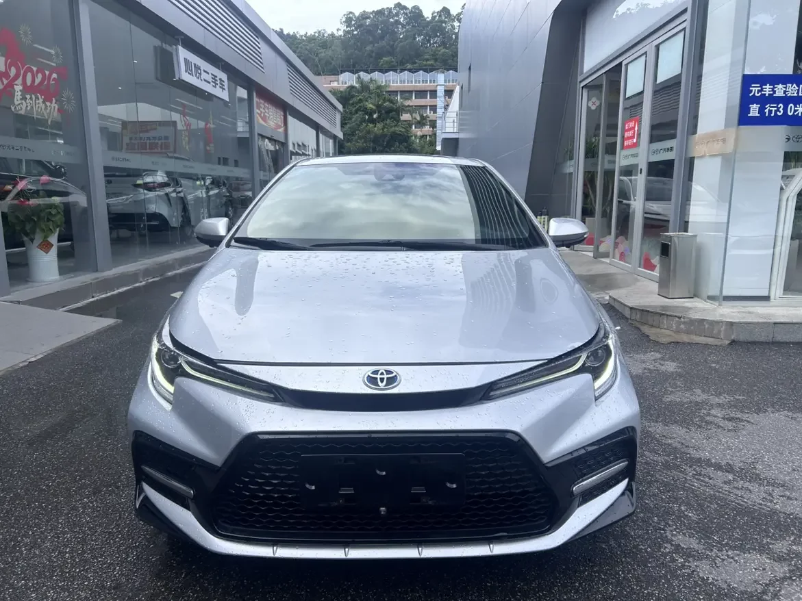 Toyota Levin (Lei Ling)  из Китая