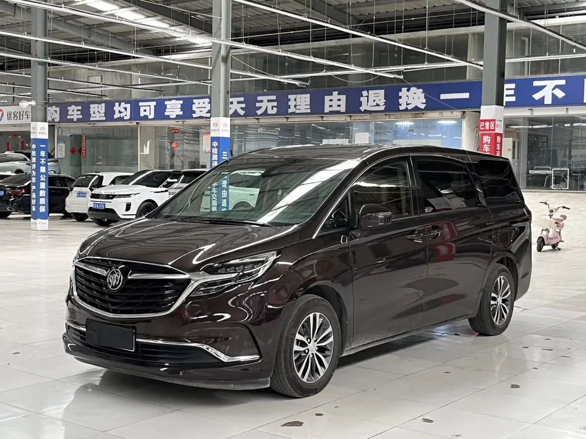 Buick GL8  из Китая