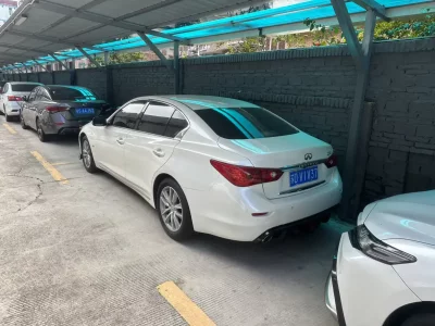 Infiniti Q50L