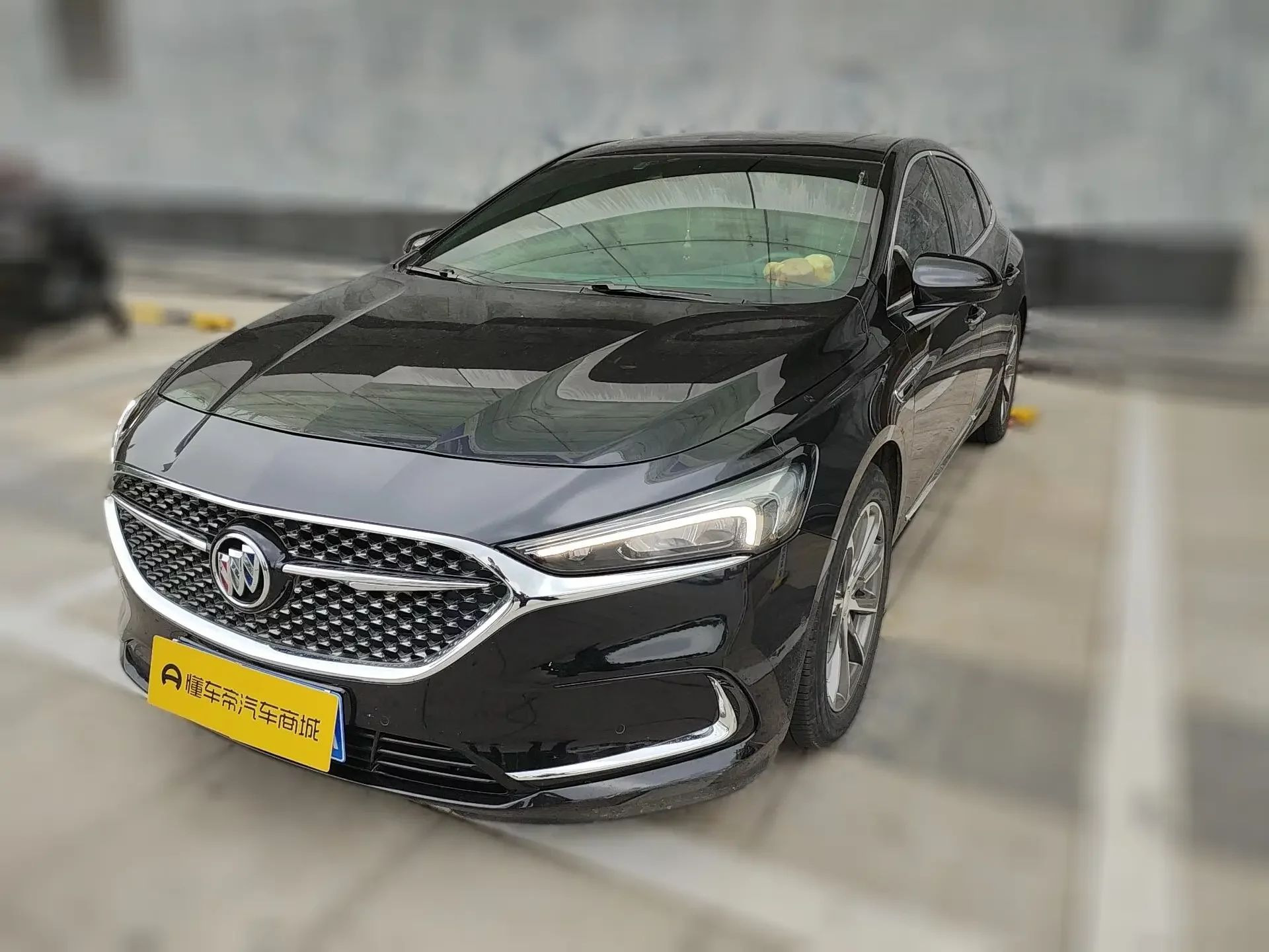 Buick LaCrosse  из Китая