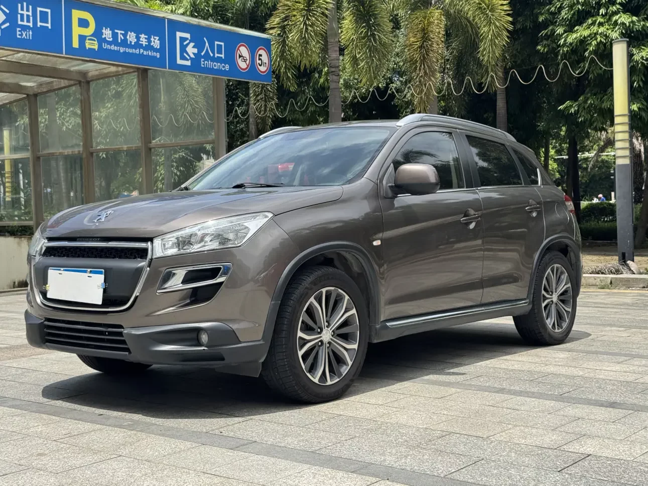 Peugeot 4008