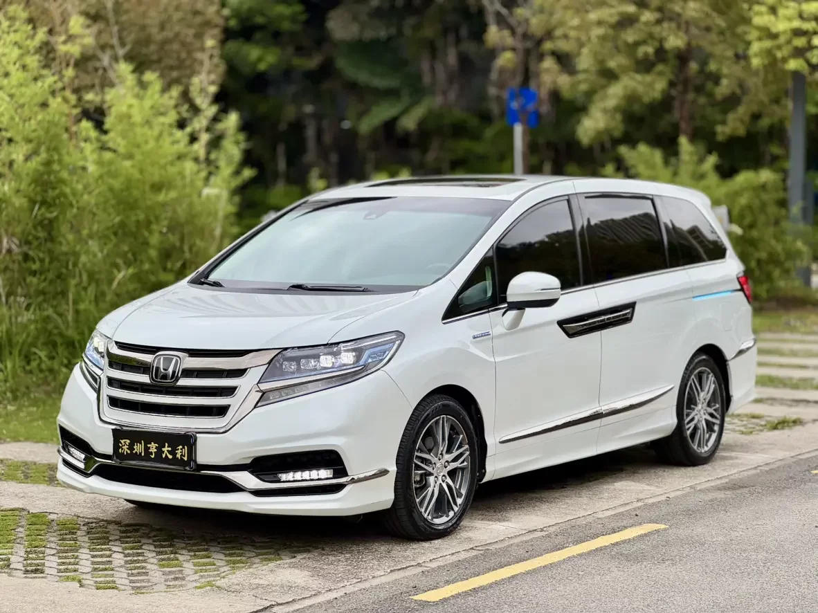 Honda Elysion (Alison)  из Китая