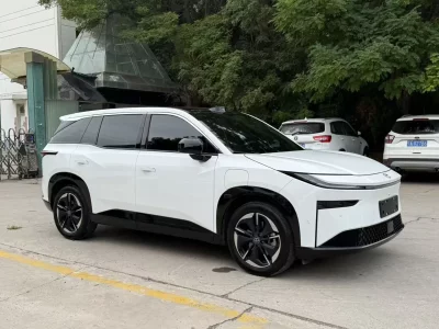 Toyota Bozhi 3X