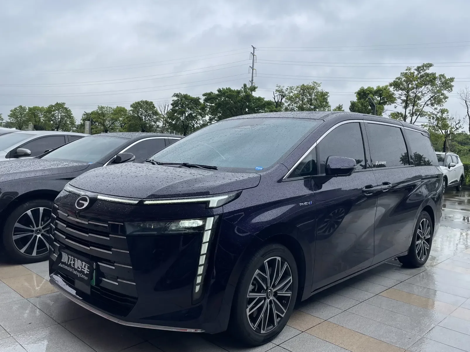 GAC Trumpchi E8 PHEV  из Китая