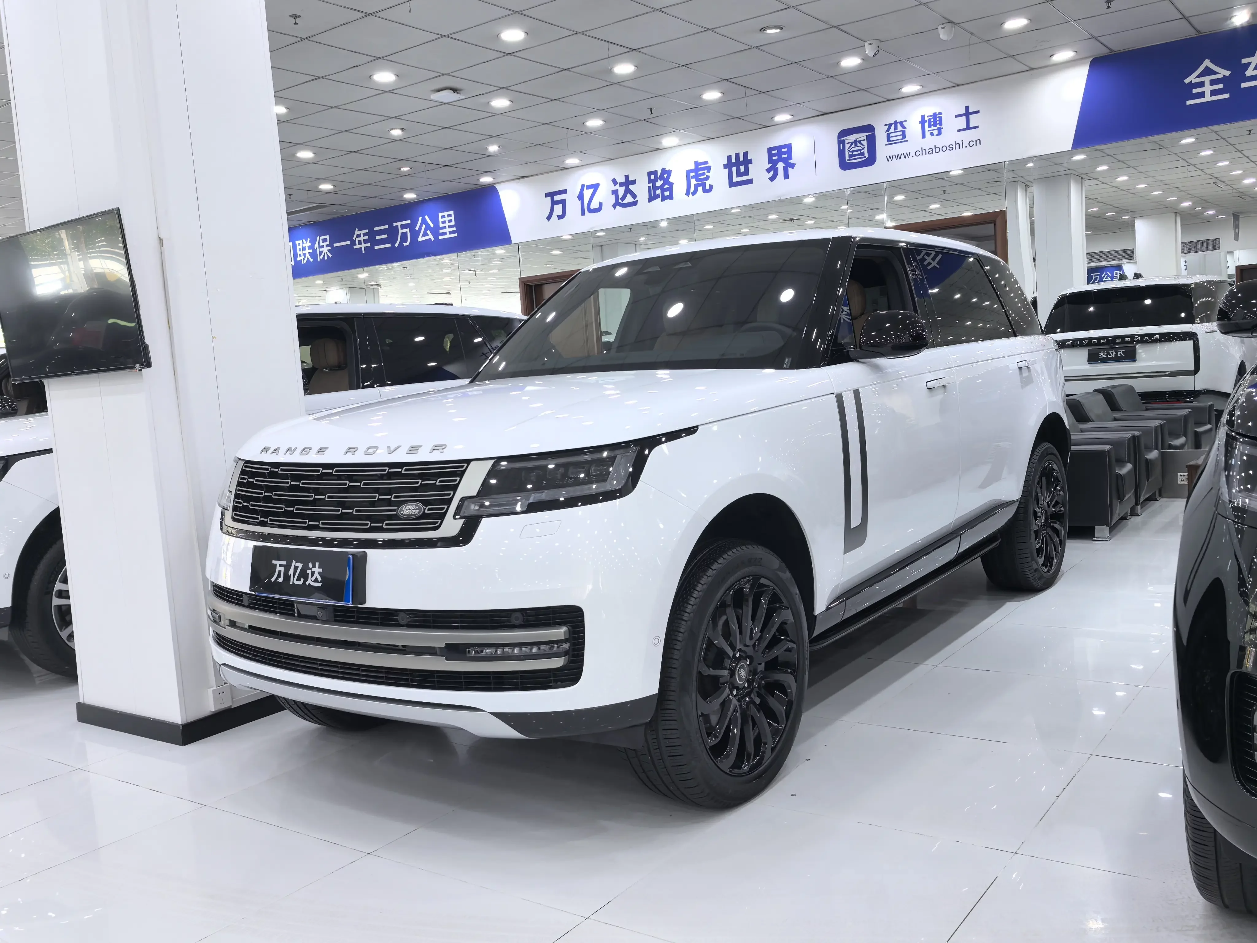Land Rover range rover  из Китая