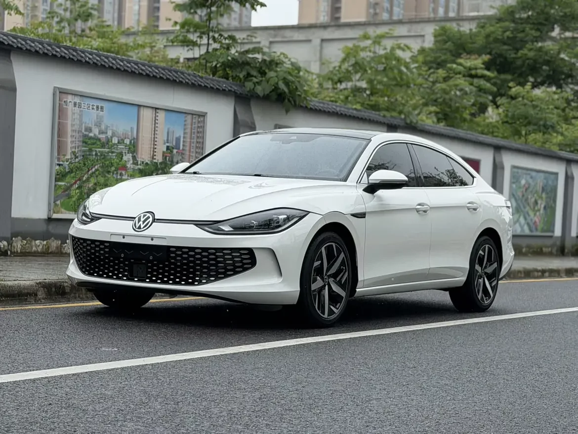 Volkswagen Lamando