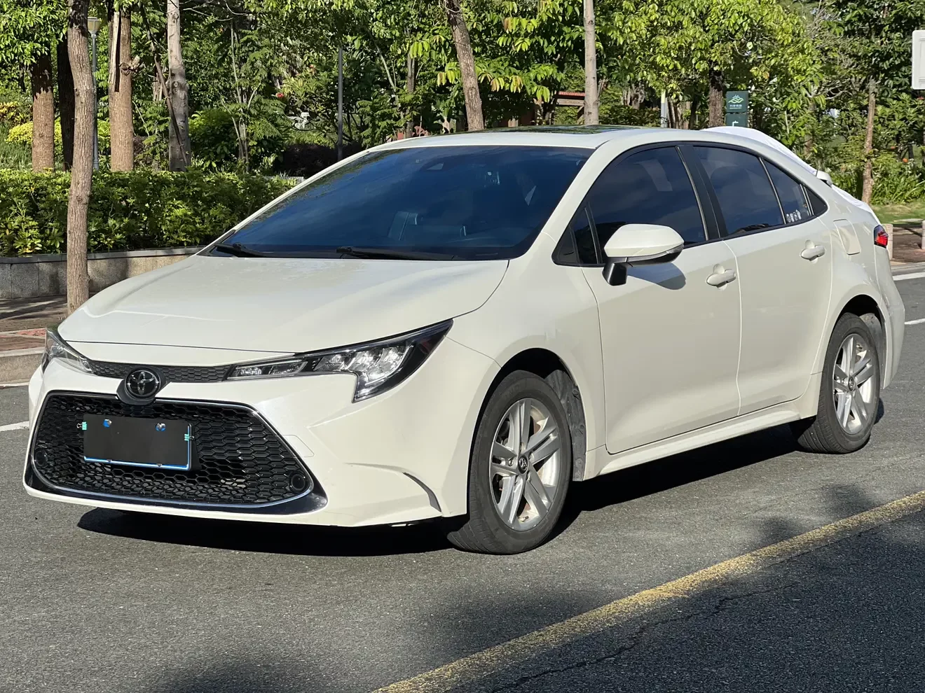 Toyota Levin (Lei Ling)  из Китая