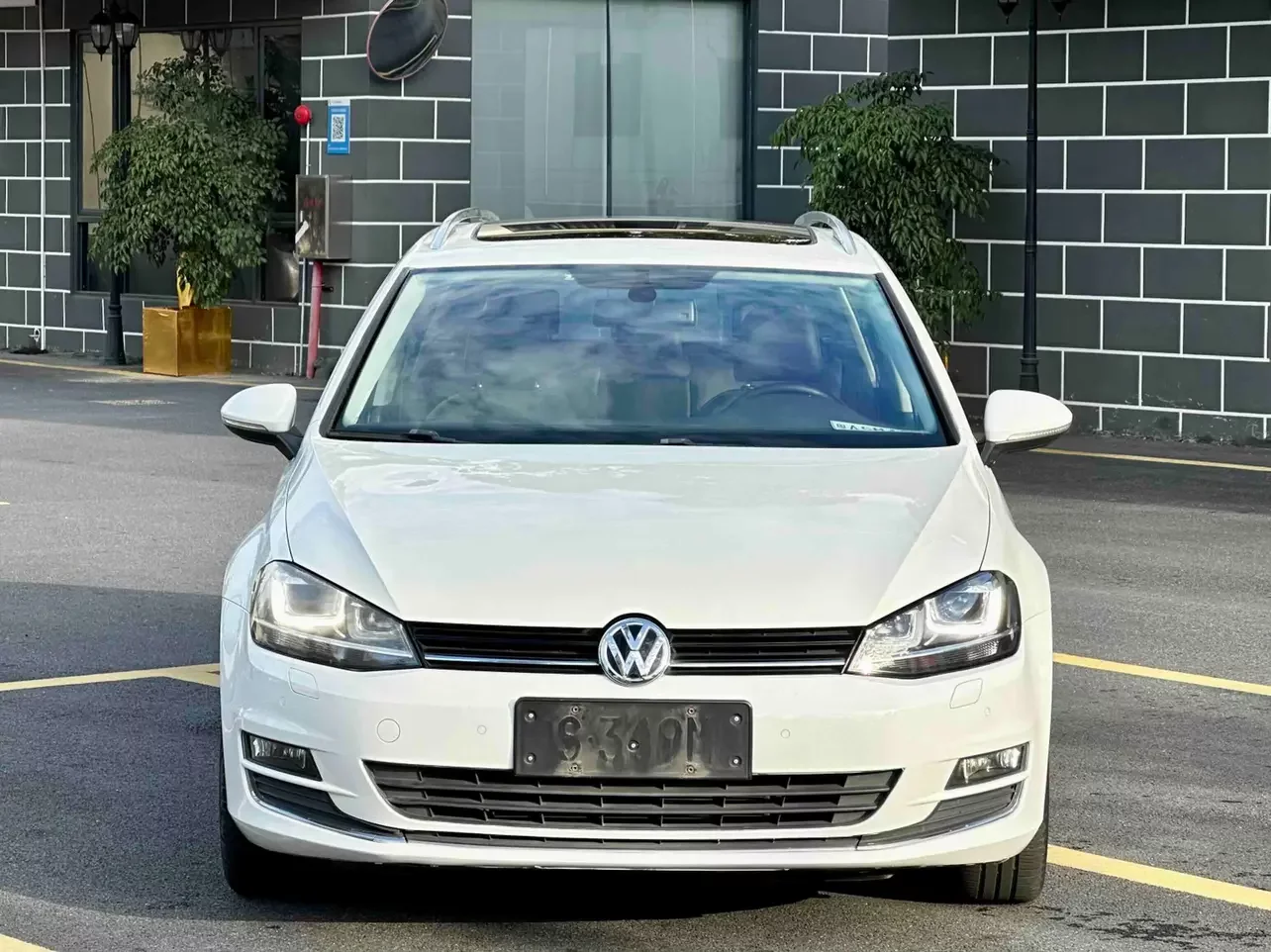 Volkswagen Golf  из Китая