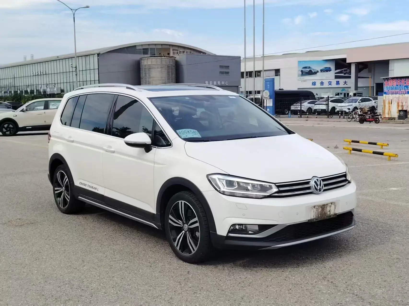 Volkswagen Touran L