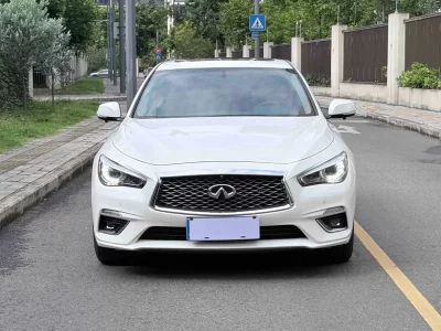 Infiniti Q50L