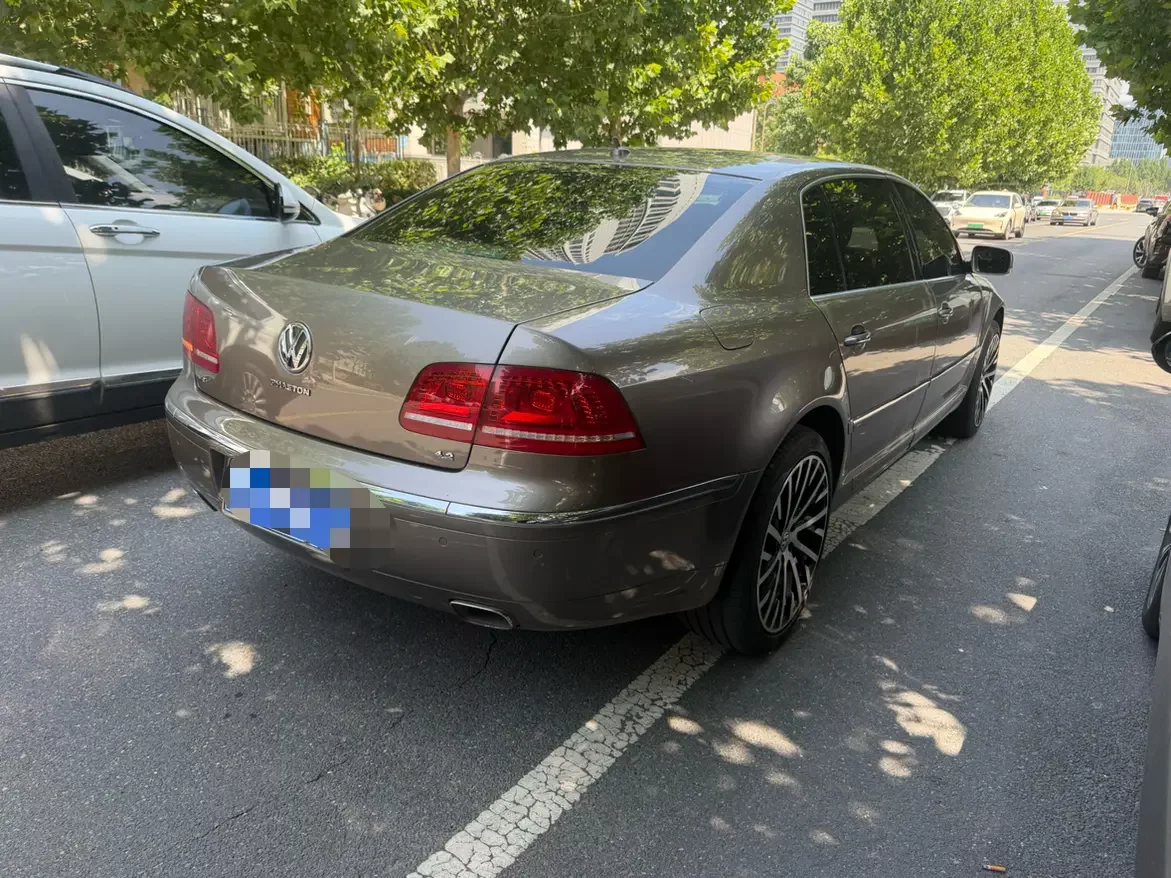 Volkswagen Phaeton / Phideon
