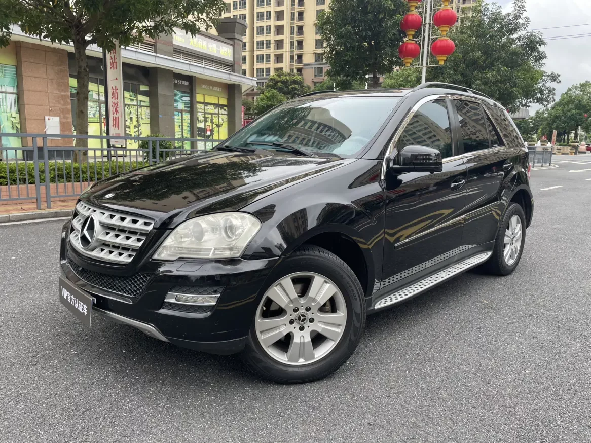 Mercedes-Benz M Class