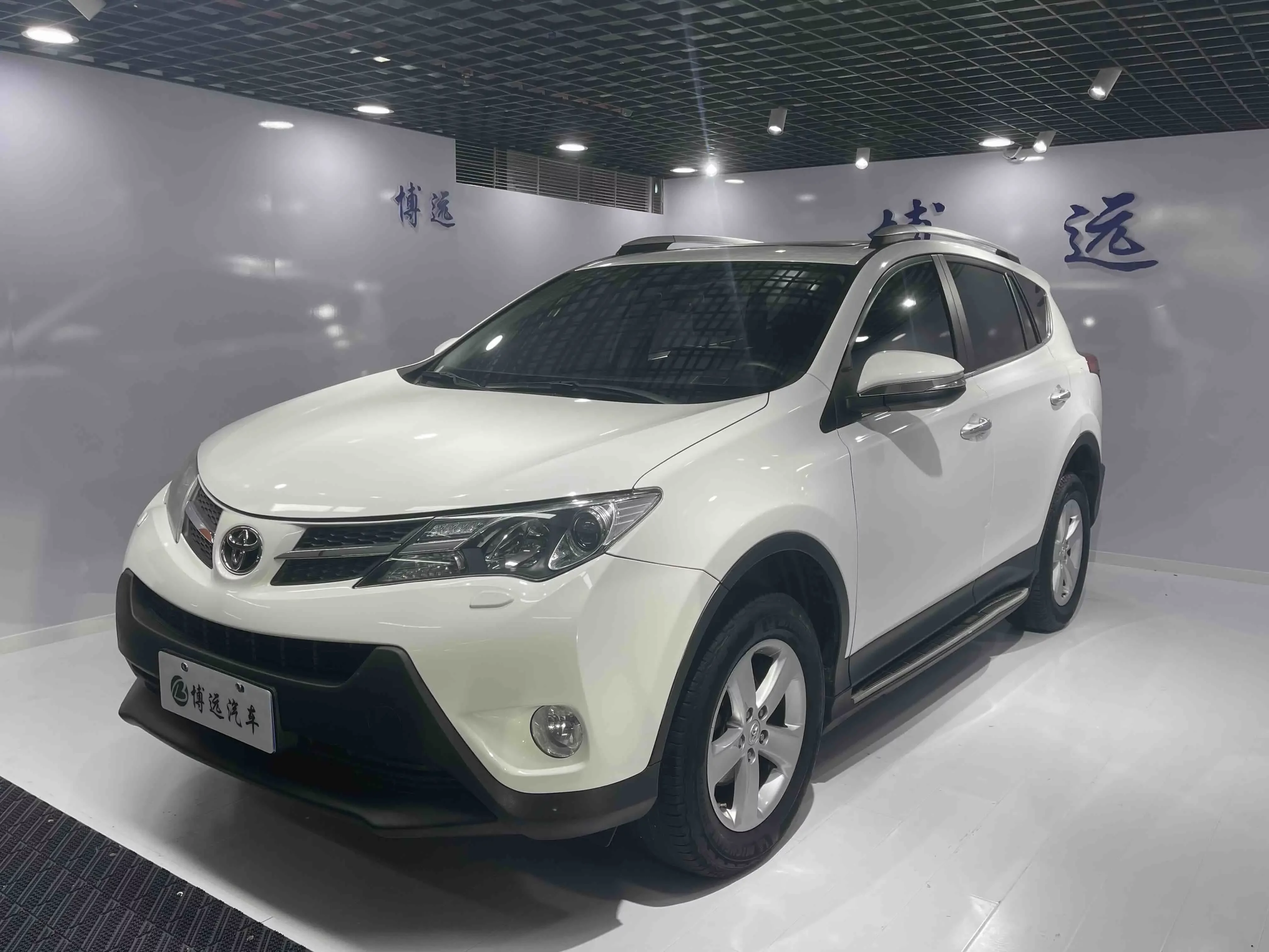 Toyota RAV4  из Китая