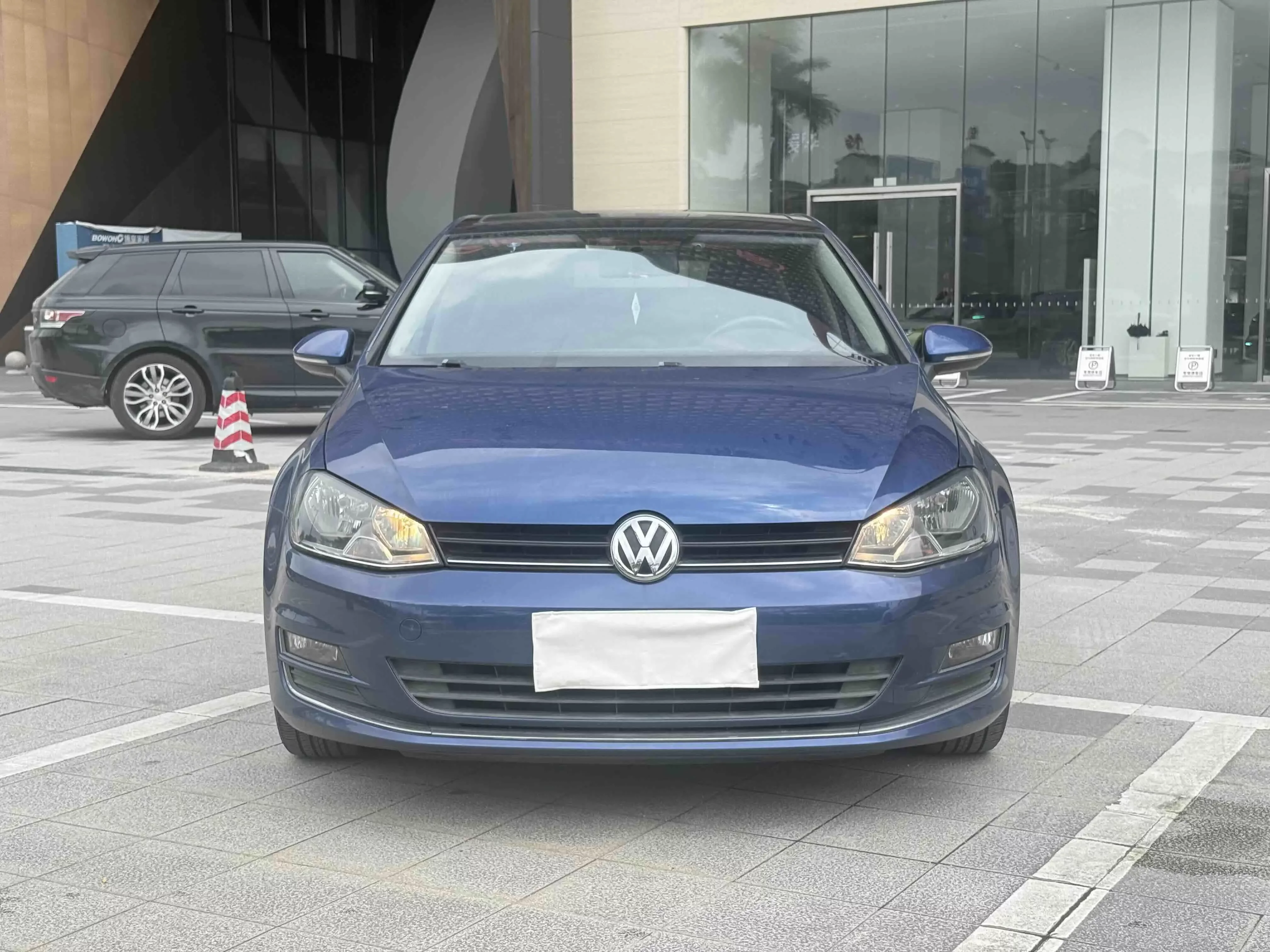 Volkswagen golf  из Китая