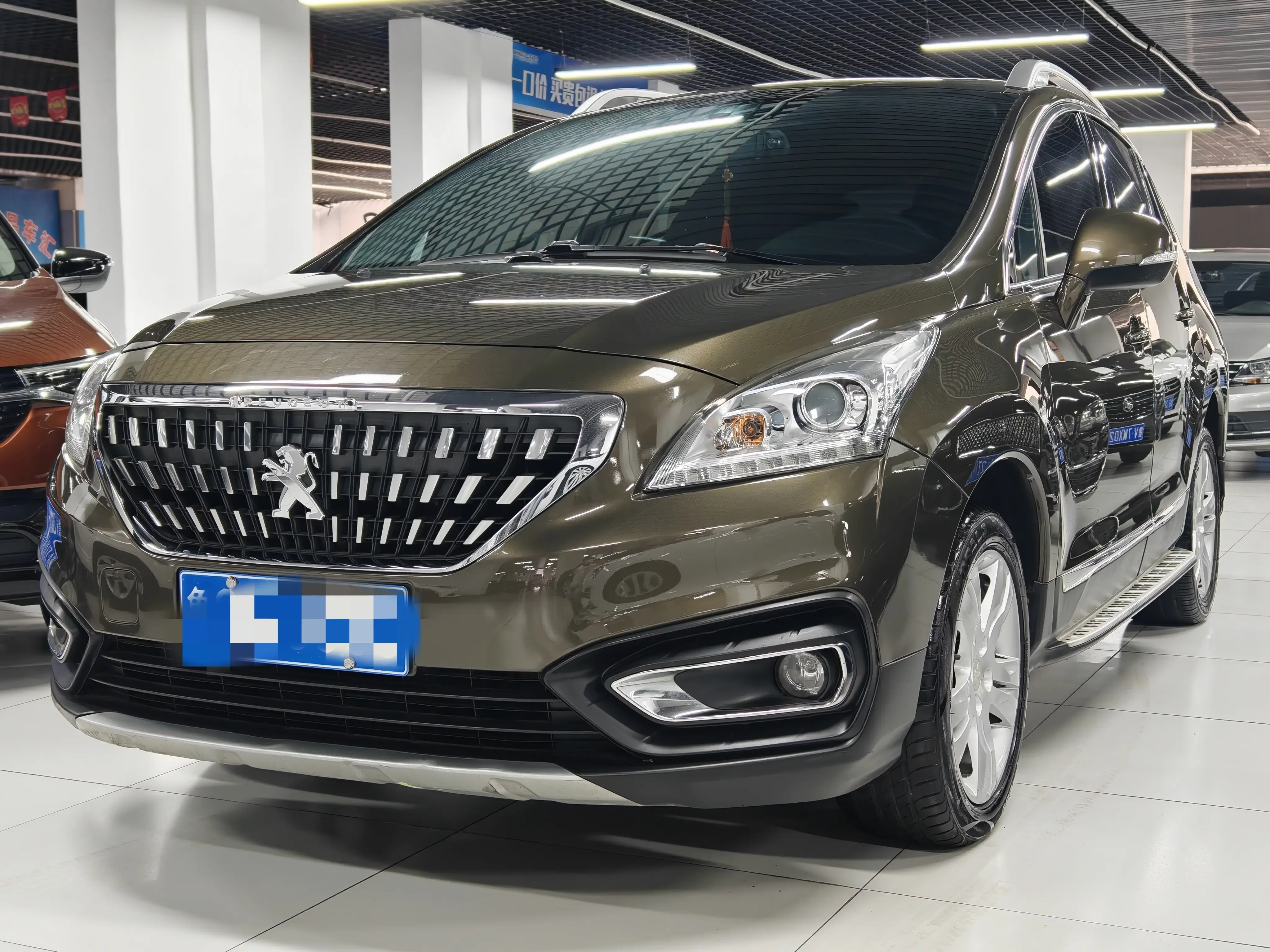 Peugeot 3008  из Китая
