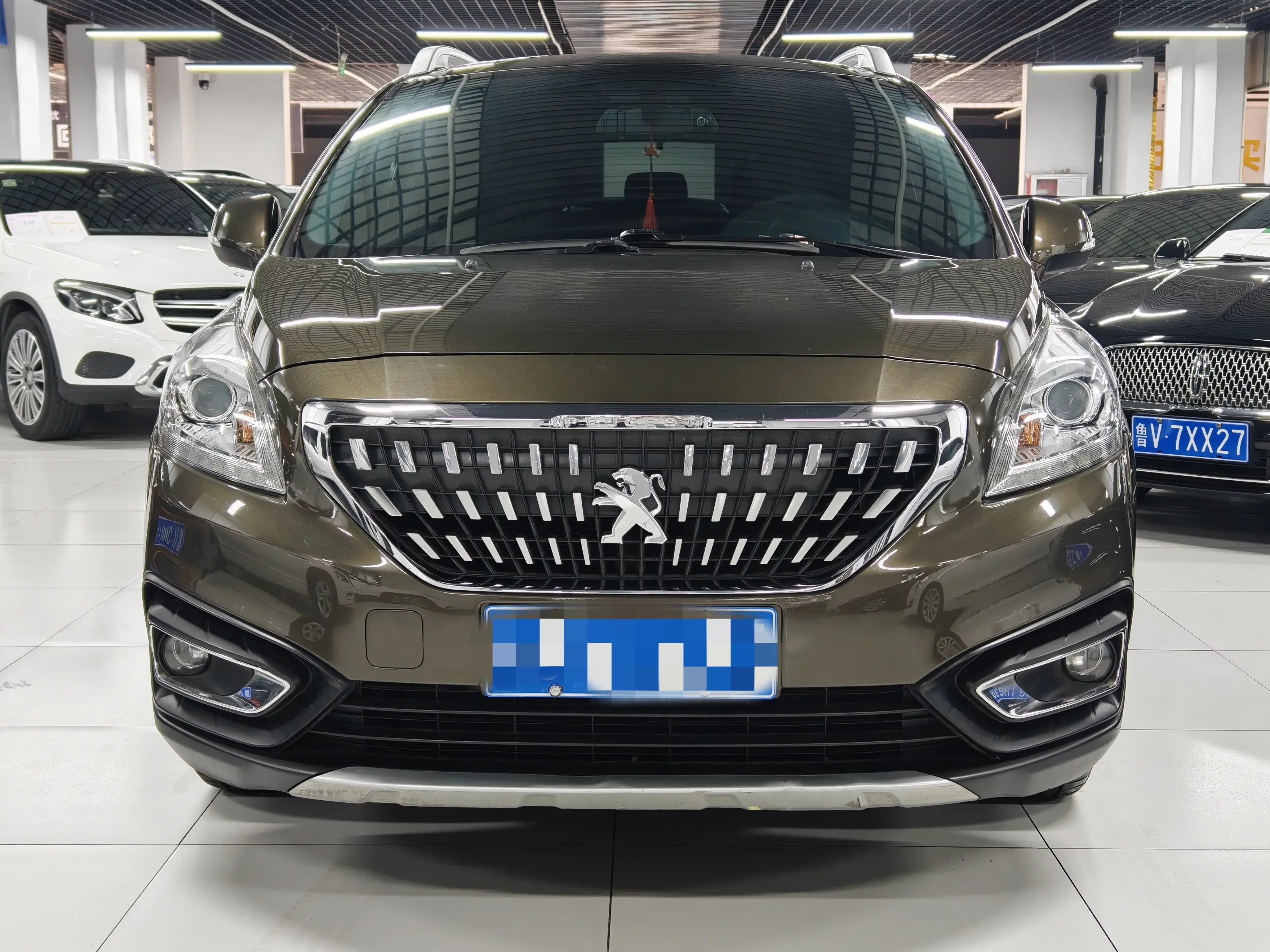 Peugeot 3008  из Китая