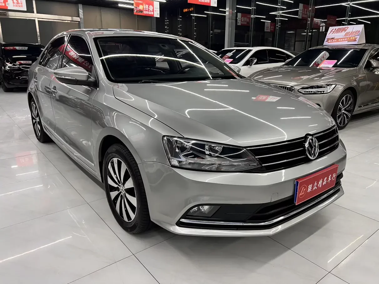 Volkswagen Sagitar