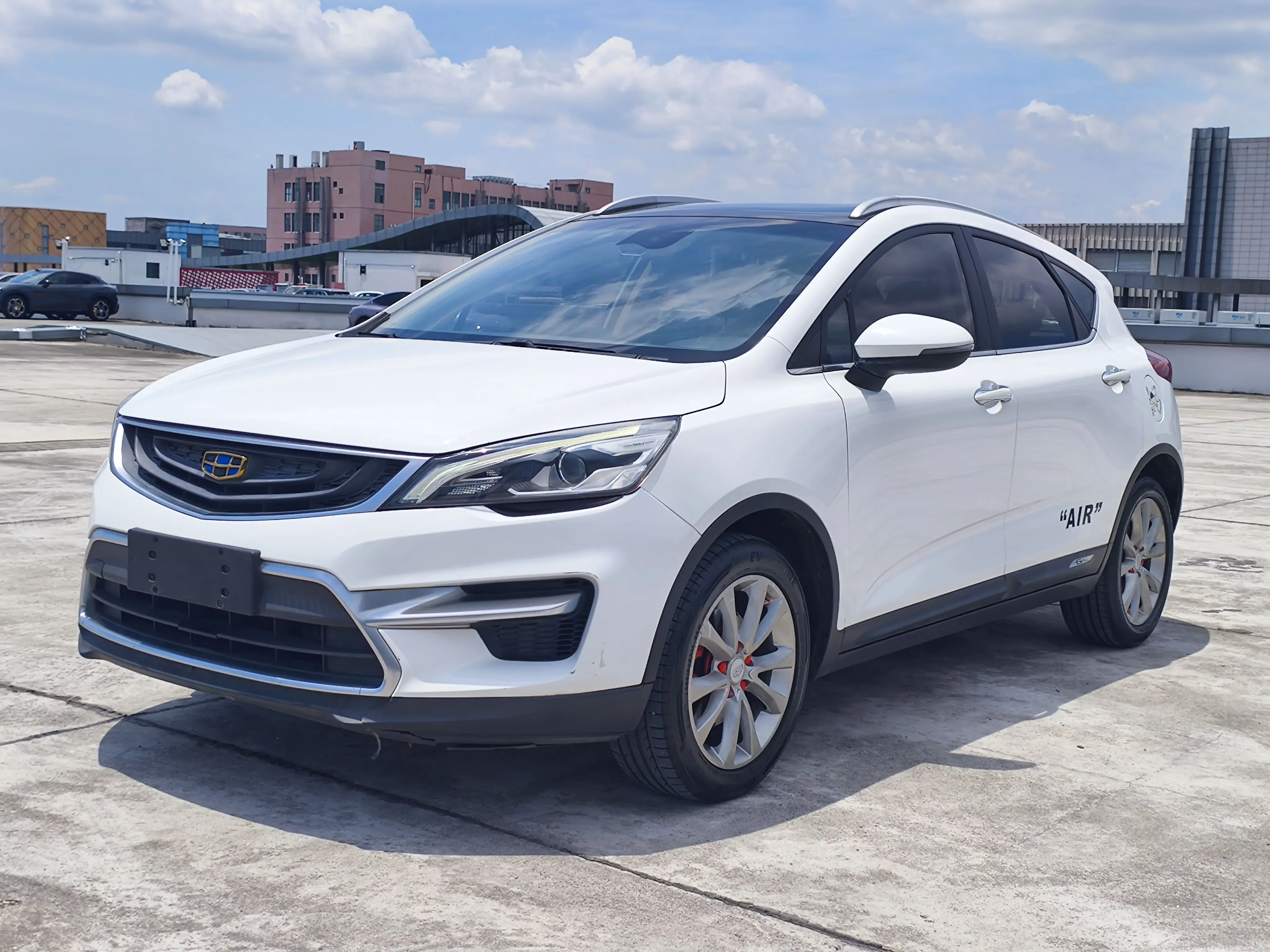 Geely Emgrand GS  из Китая
