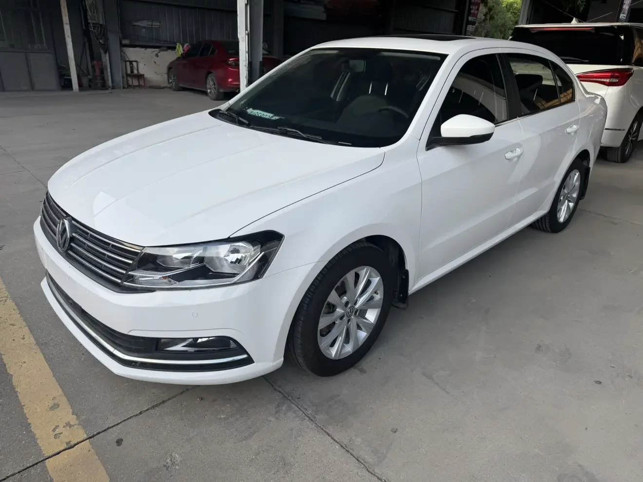 Volkswagen Lavida  из Китая
