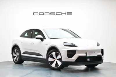 Porsche Macan EV