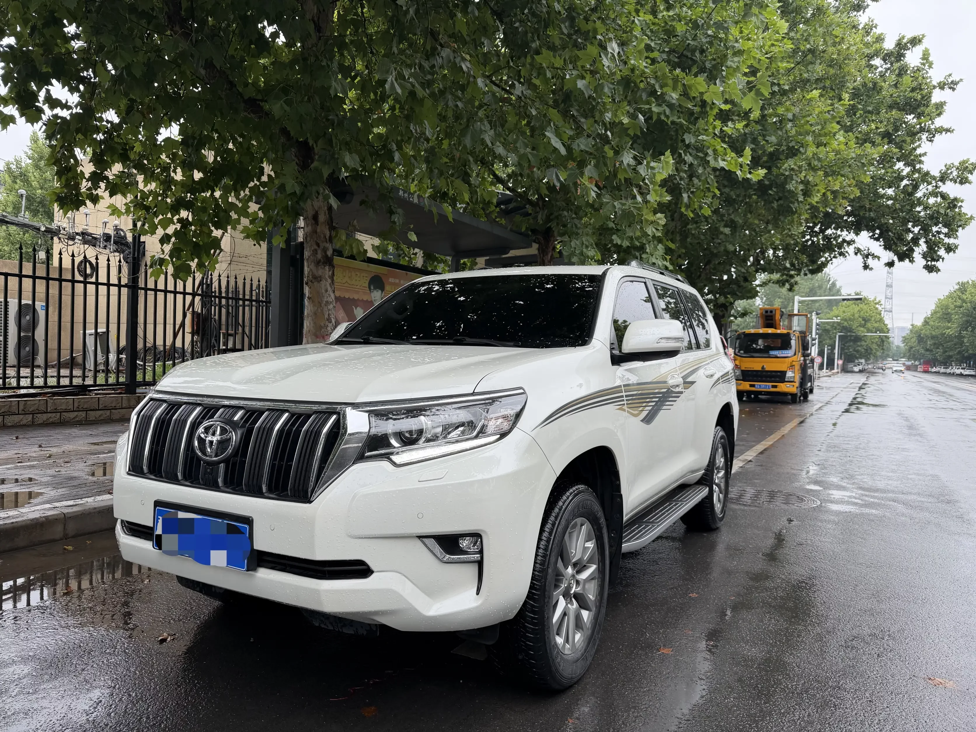 Toyota prado