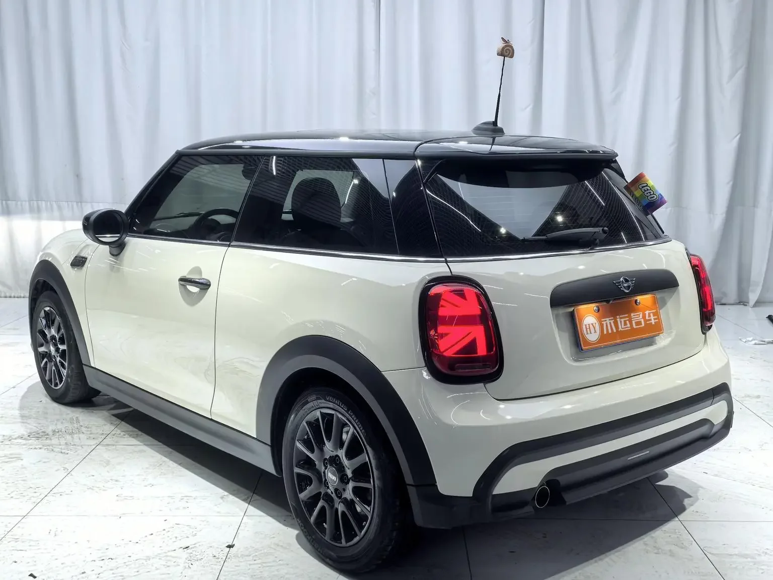 MINI 