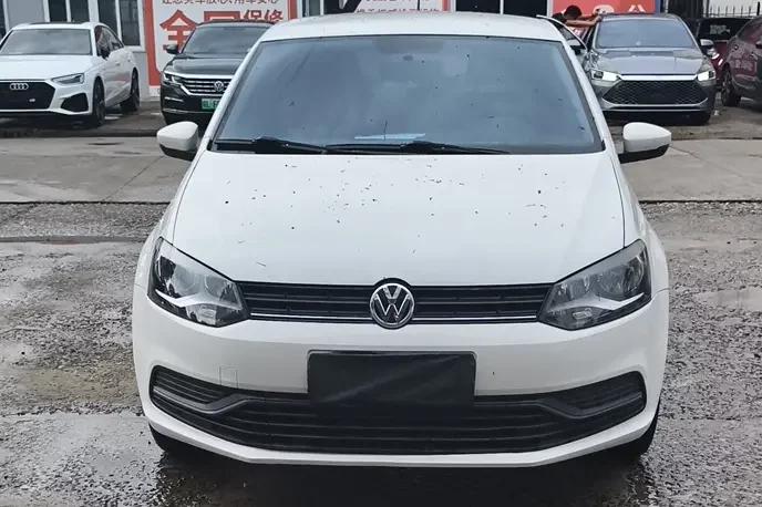 Volkswagen Polo  из Китая