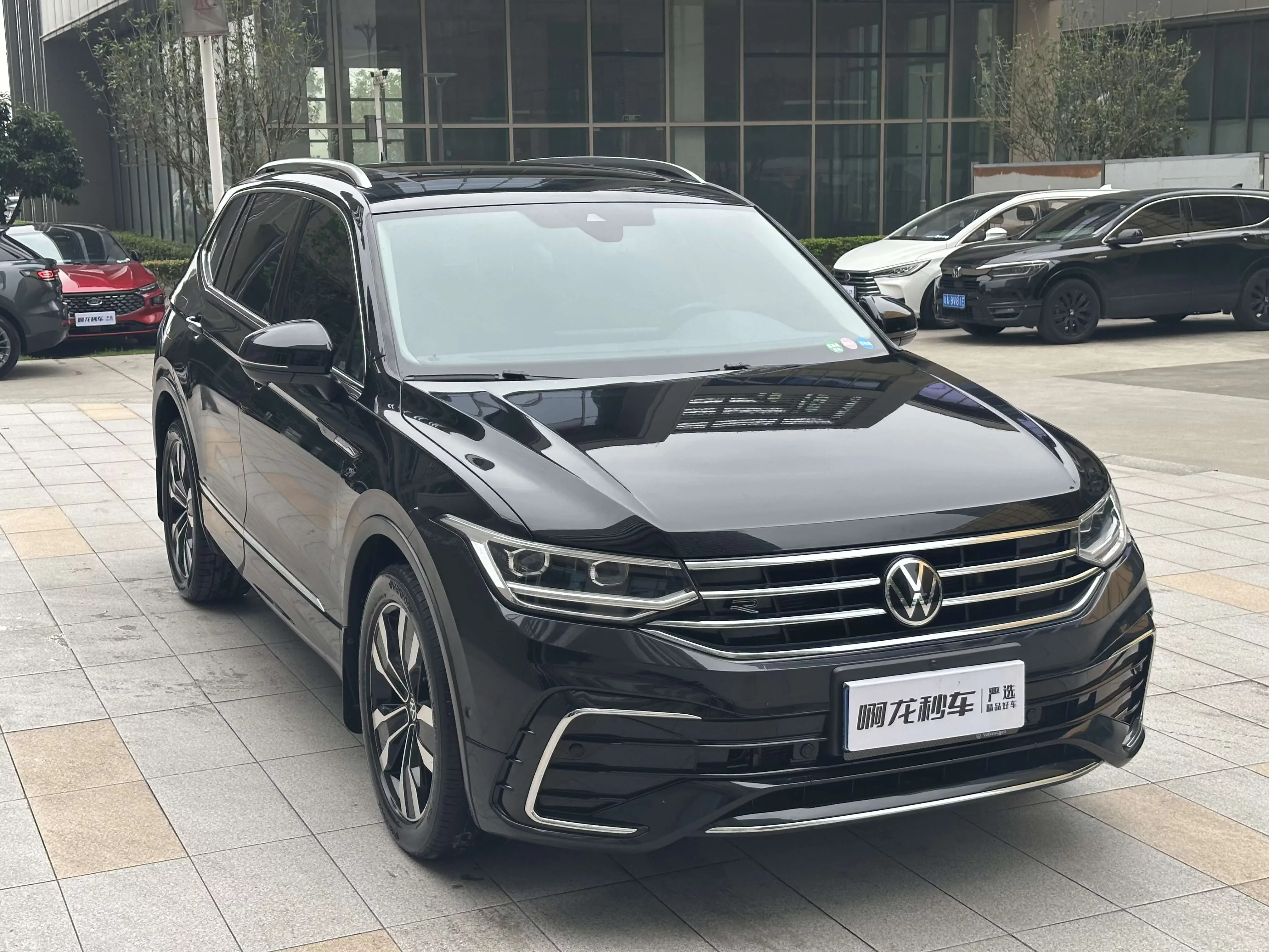 Volkswagen Tiguan L