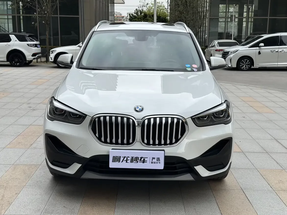 BMW X1  из Китая