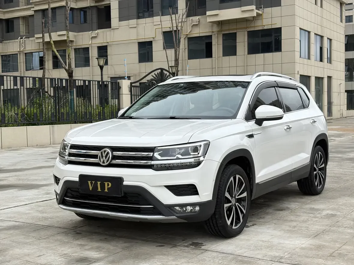 Volkswagen Tharu