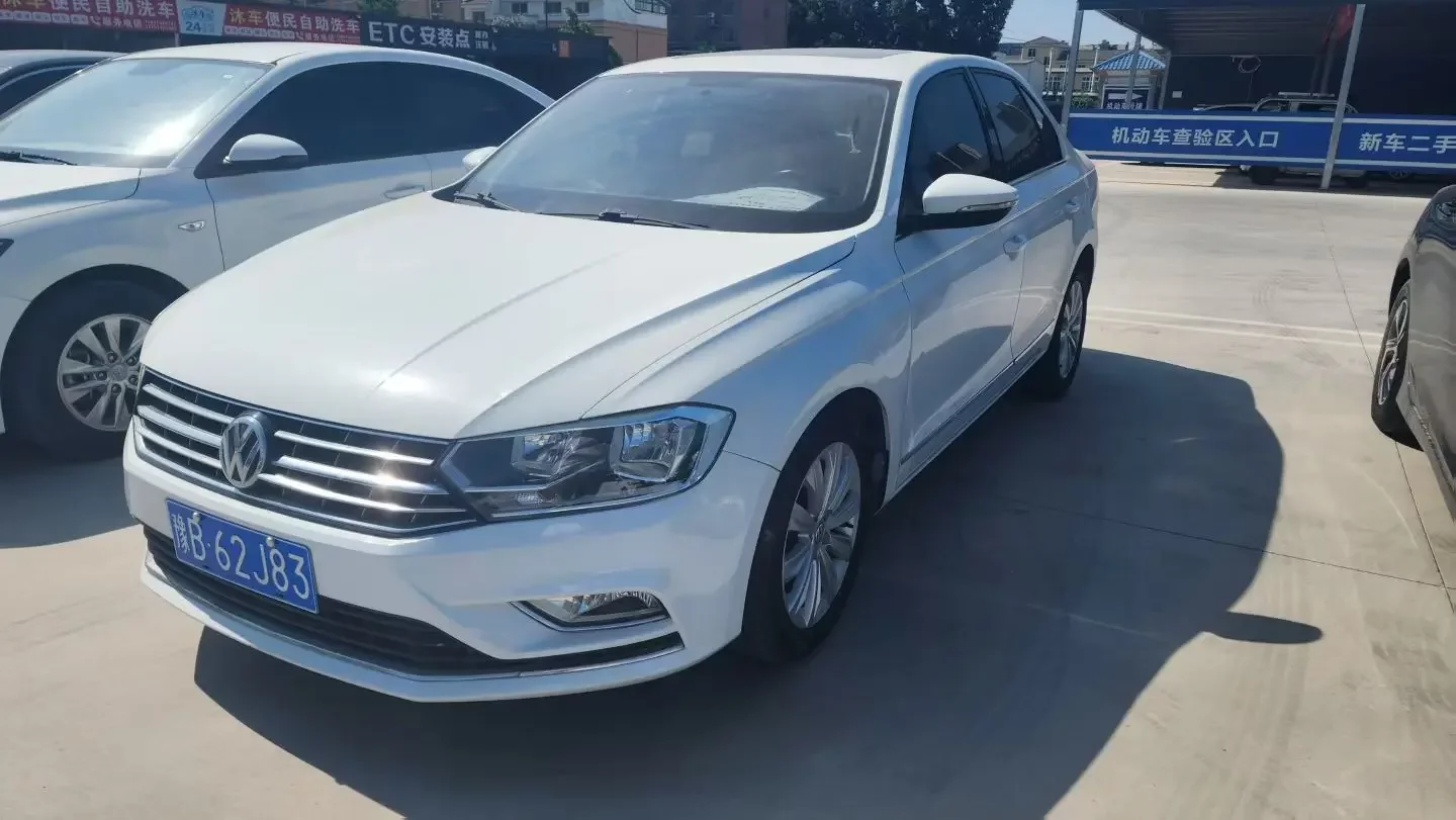 Volkswagen Bora  из Китая