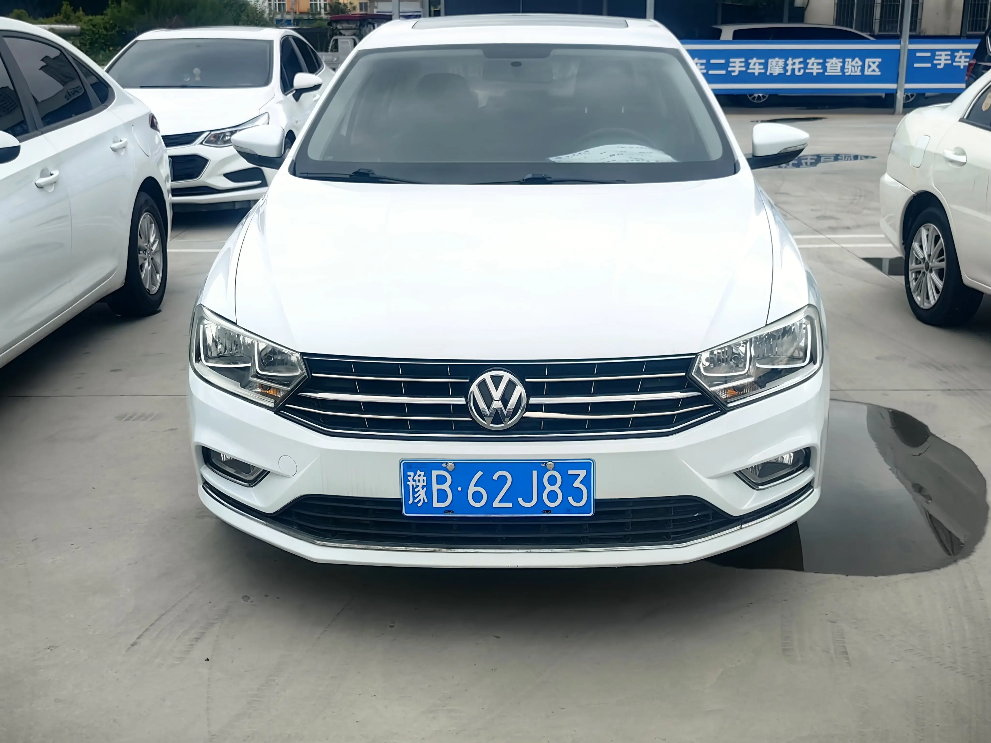 Volkswagen Bora  из Китая