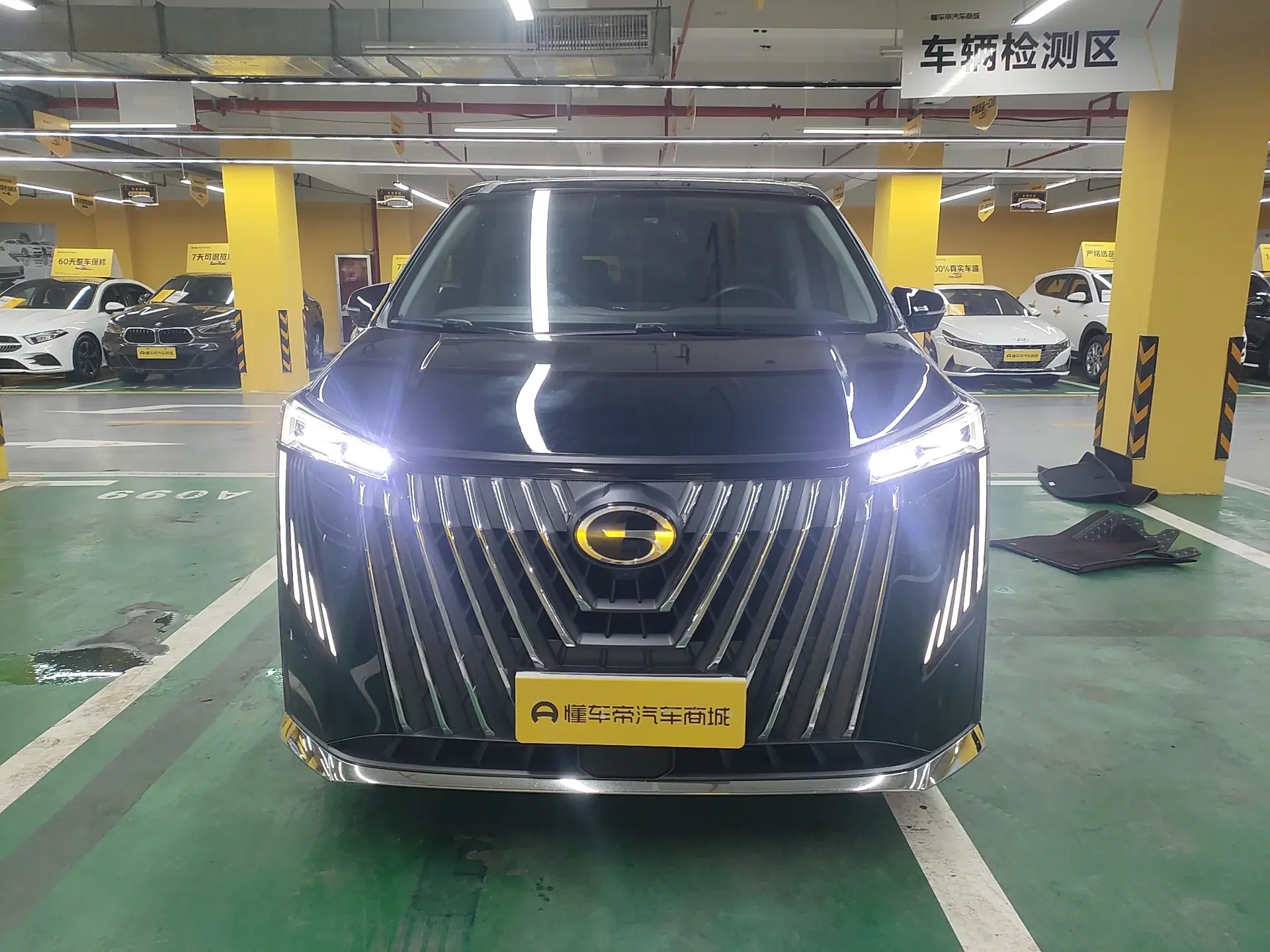 GAC Trumpchi M8  из Китая