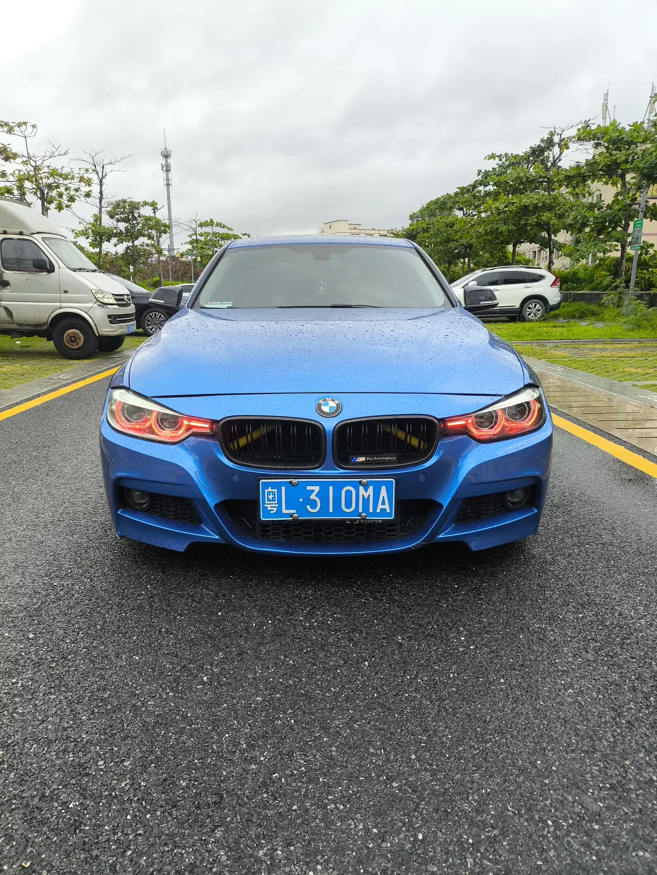 BMW 3 Series  из Китая