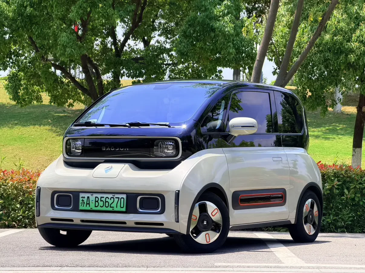 Baojun KiWi EV  из Китая
