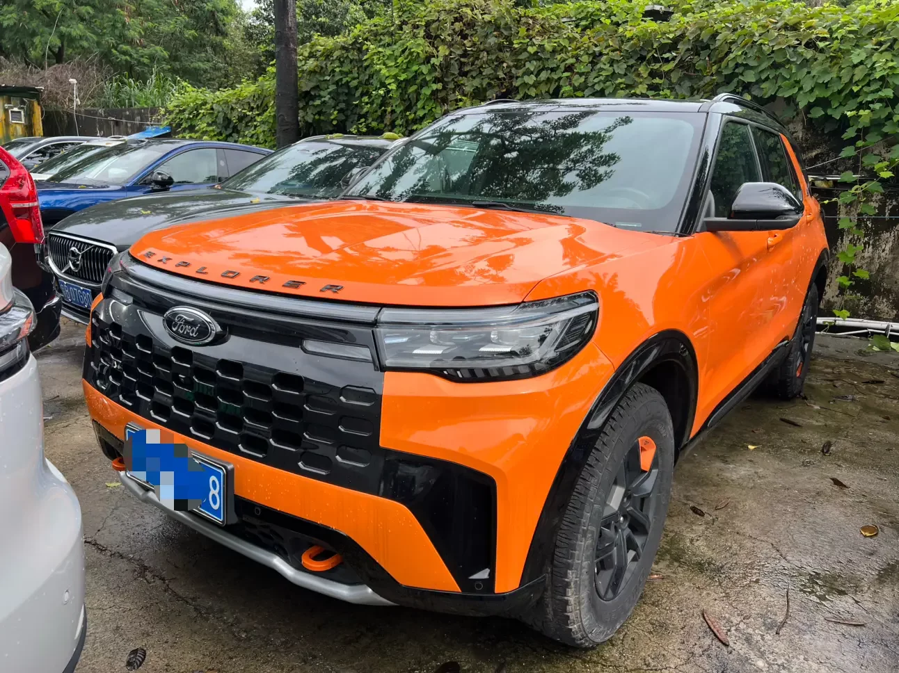 Ford Explorer  из Китая