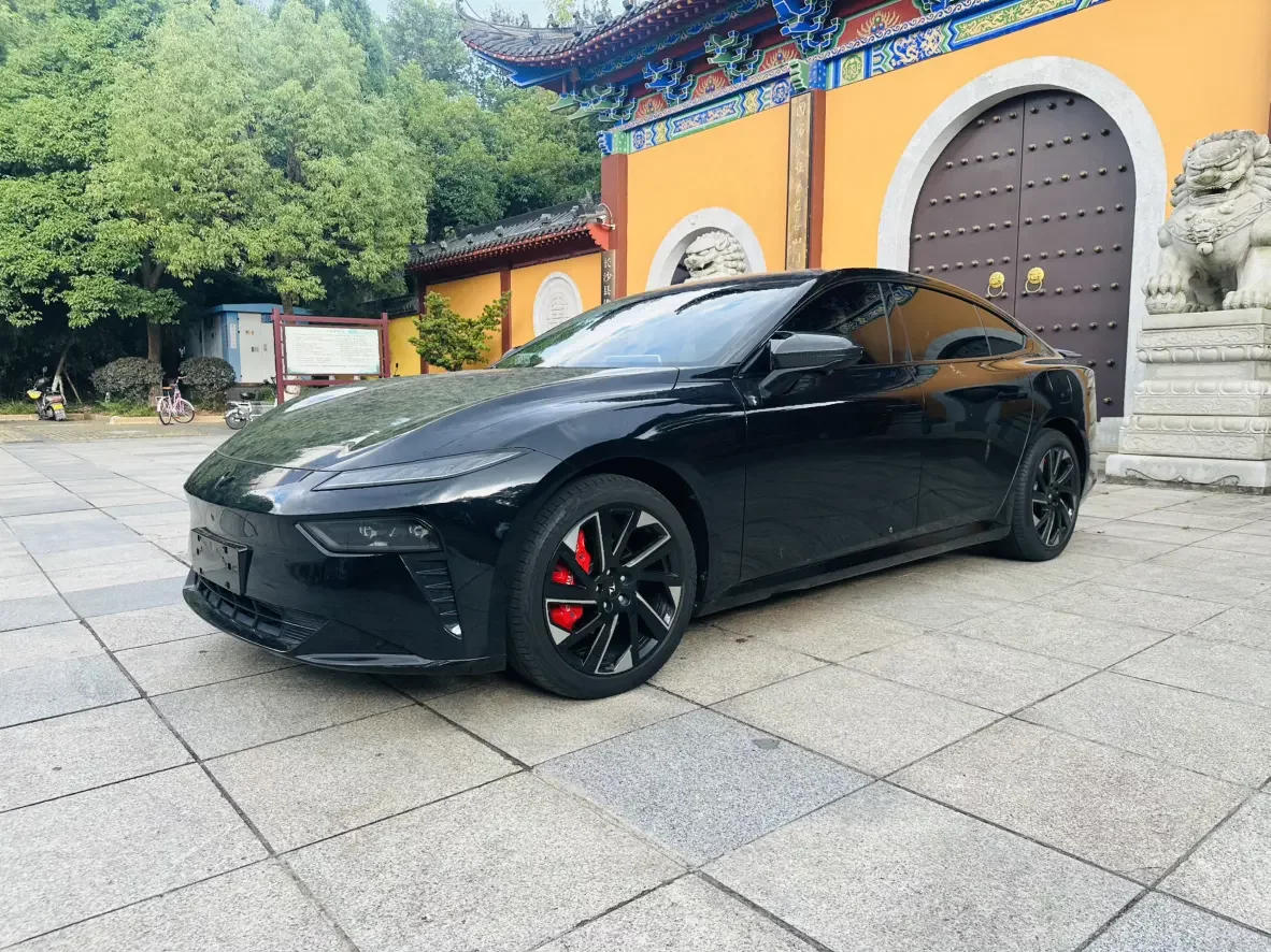 Dongfeng Yipai 007