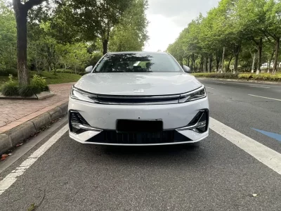 Geely Galaxy A7 EM