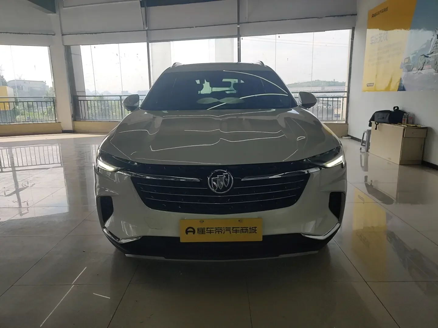 Buick Envision  из Китая