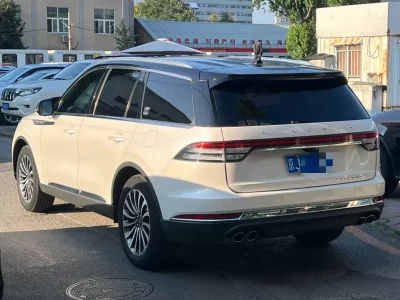 Lincoln Aviator