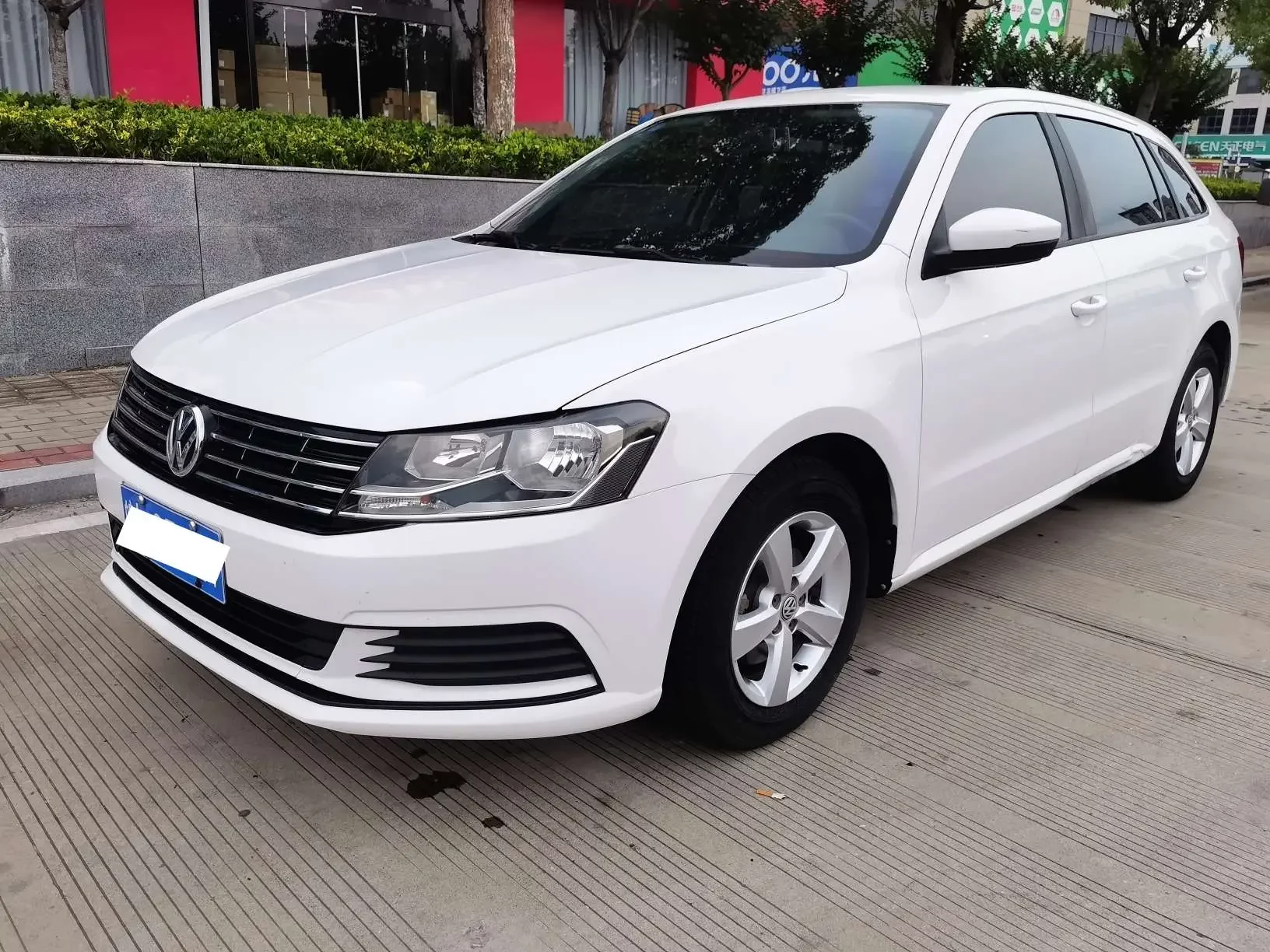 Volkswagen Langxing  из Китая