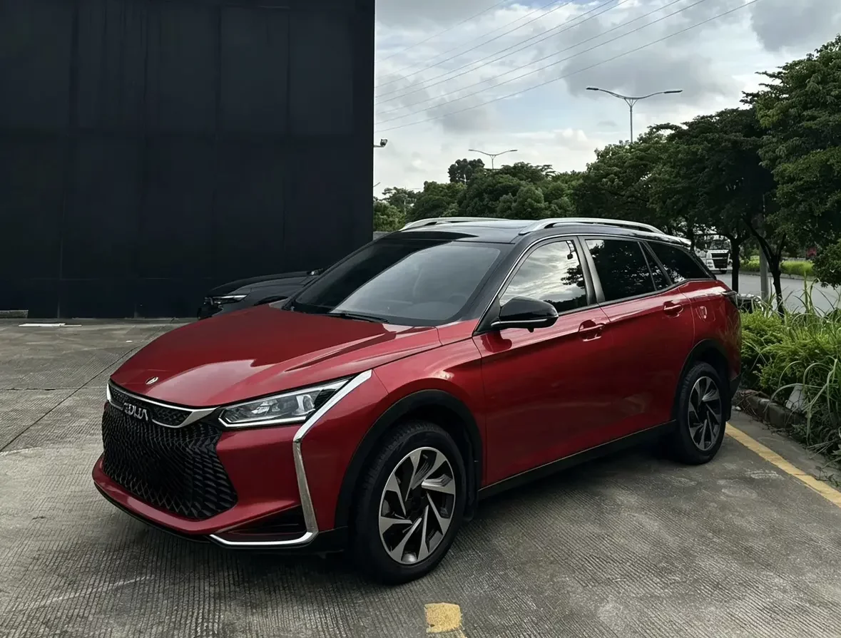 Dongfeng Yixuan GS  из Китая