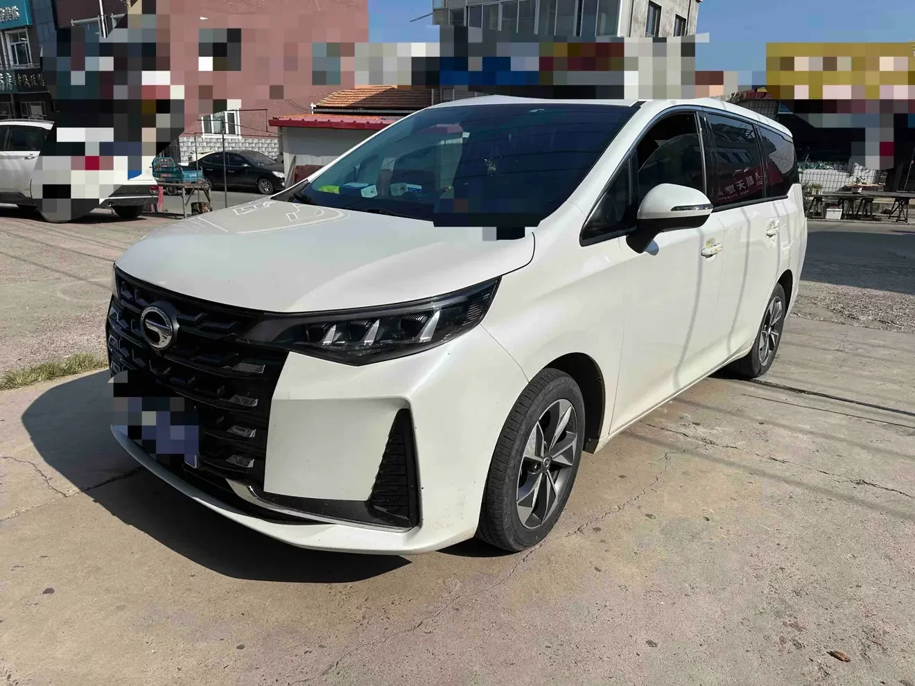 GAC Trumpchi M6  из Китая