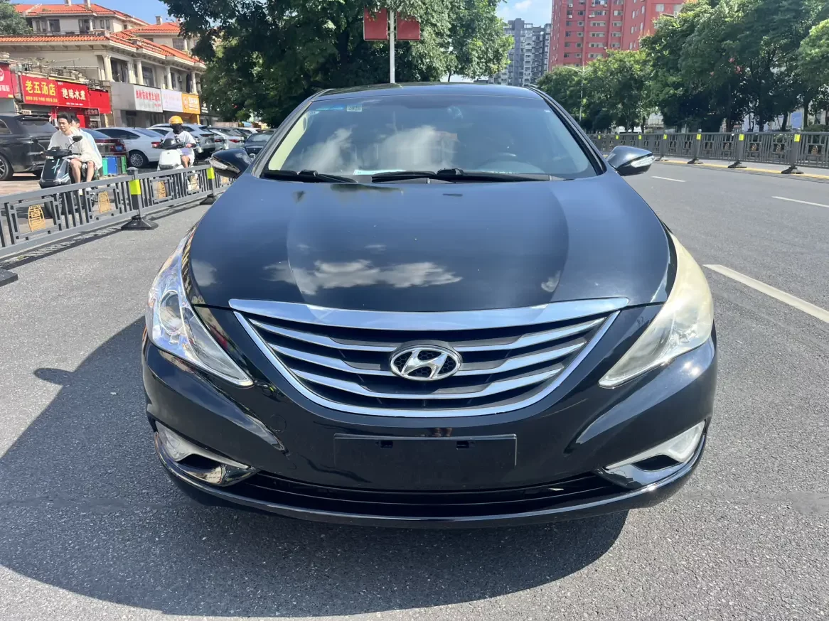 Hyundai sonata eight  из Китая
